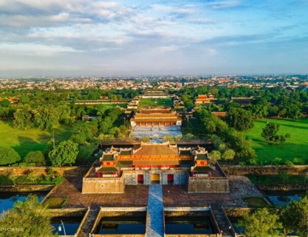 The-Picturesque-Landscape-in-Hue-1024x576